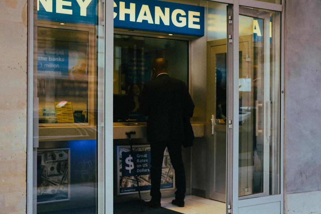 Navigating Personal and Business Loans in Bulgaria: Insights from Major Banks and Microfinance Institutions - Empresas de empréstimo na Bulgária