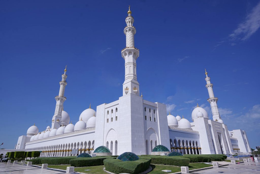 Islamic Financing in the UAE: How Dubai Islamic Bank and Abu Dhabi Islamic Bank Are Reshaping the Lending Landscape - Empresas de empréstimo nos Emirados Árabes Unidos