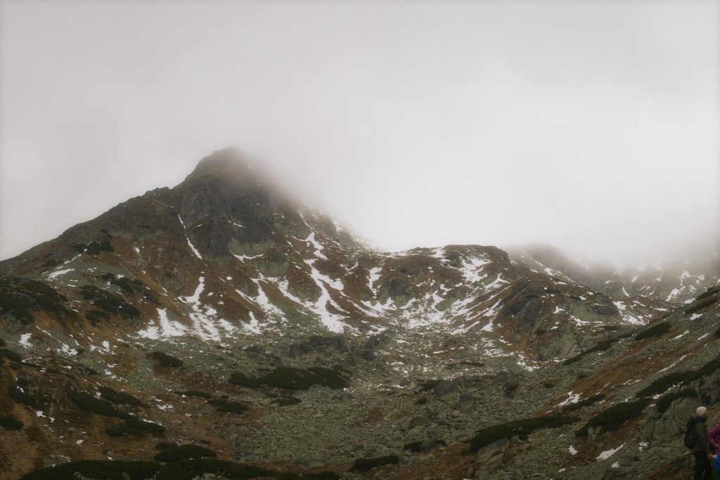 Navigating the Slovak Banking Landscape: Comparing Empréstimo Options from Tatra Banka, ČSOB Banka, and Prima Banka - Empresas de empréstimo na eslovaquia